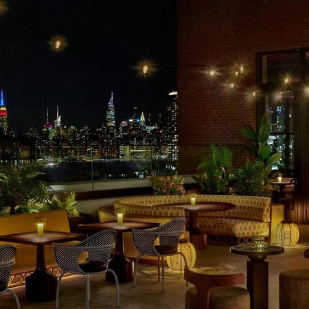 Moxy Brooklyn Williamsburg Hotel New York Exterior photo