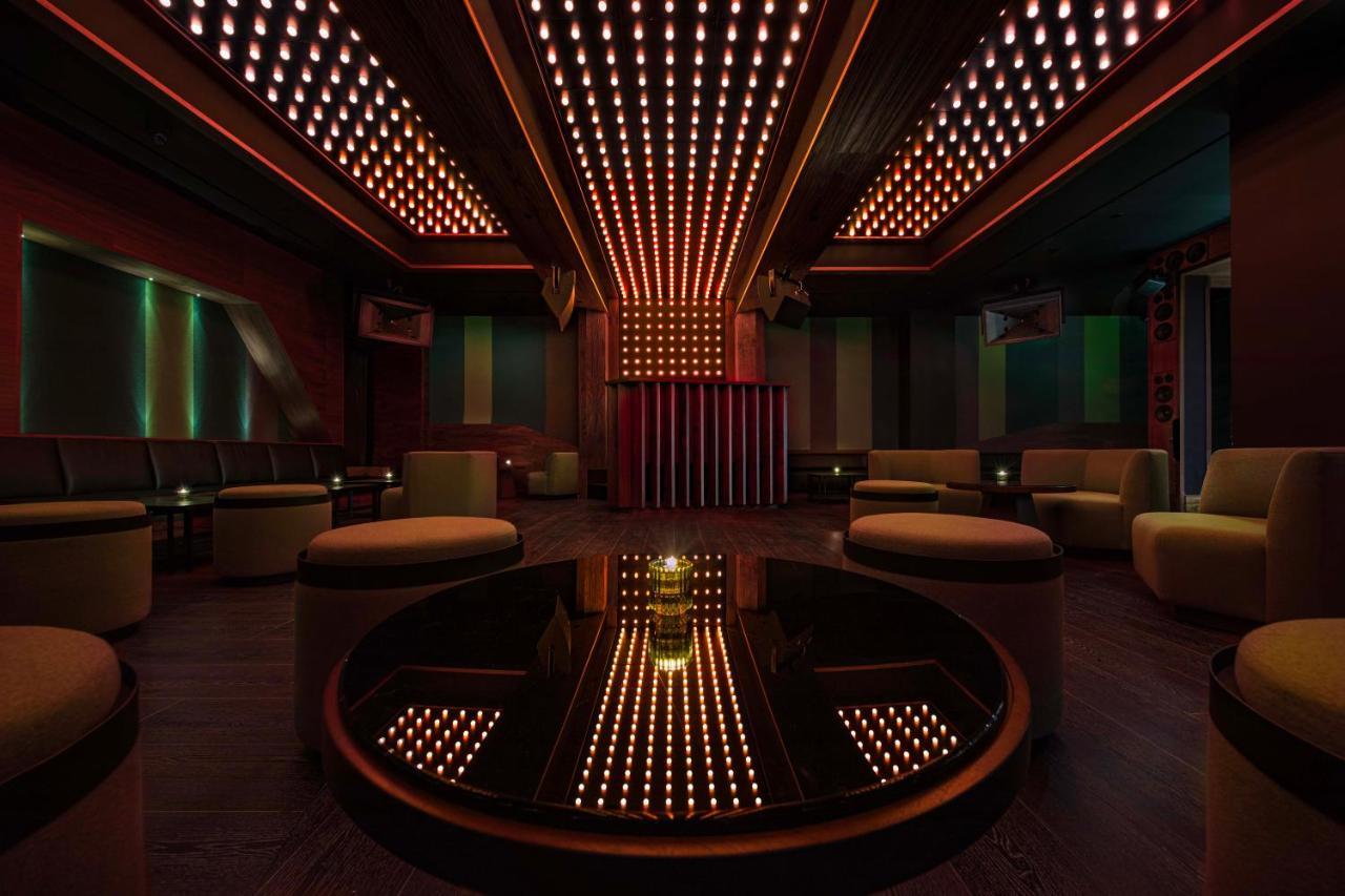Moxy Brooklyn Williamsburg Hotel New York Exterior photo